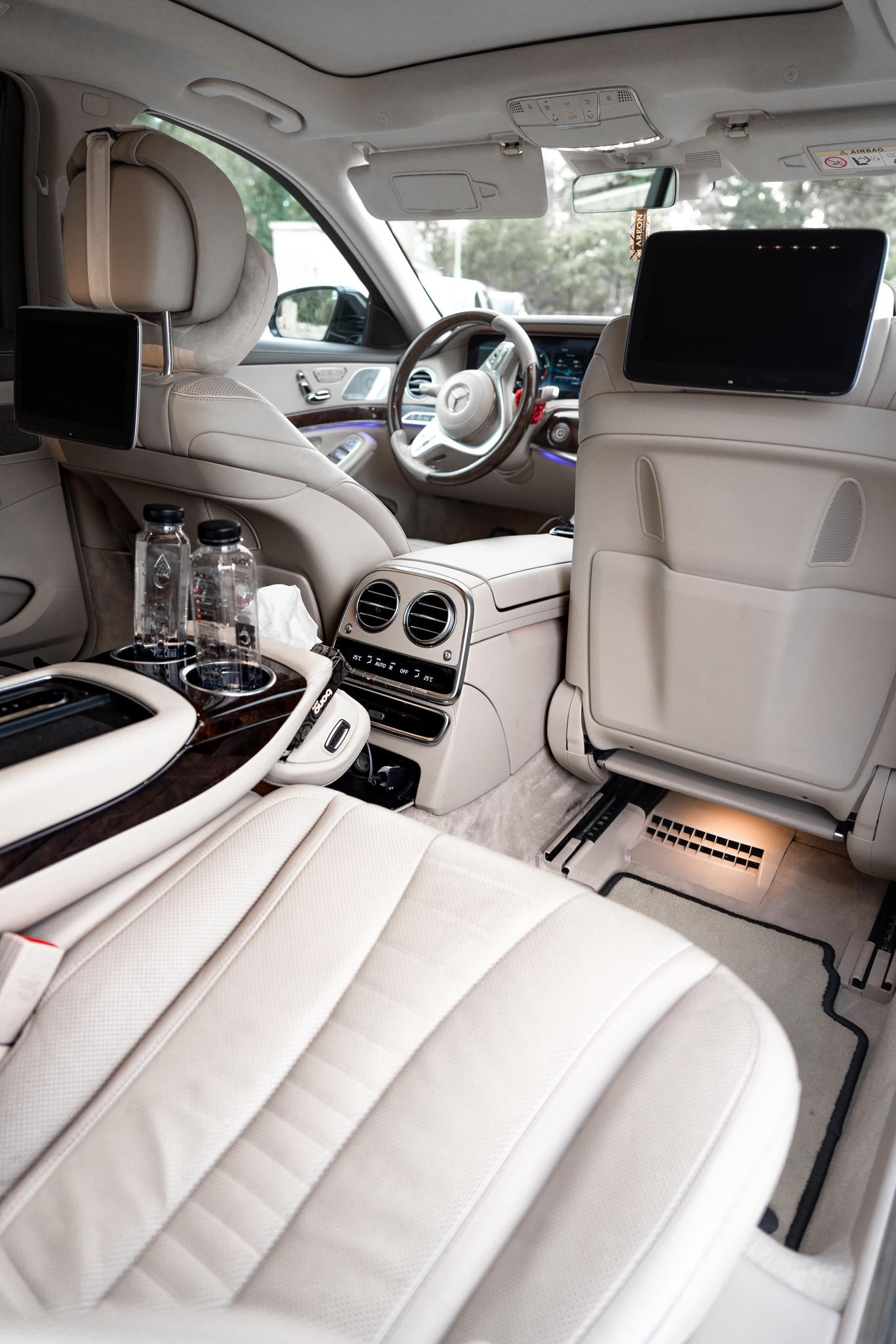 Mercedes S-Class Maybach Image 3
